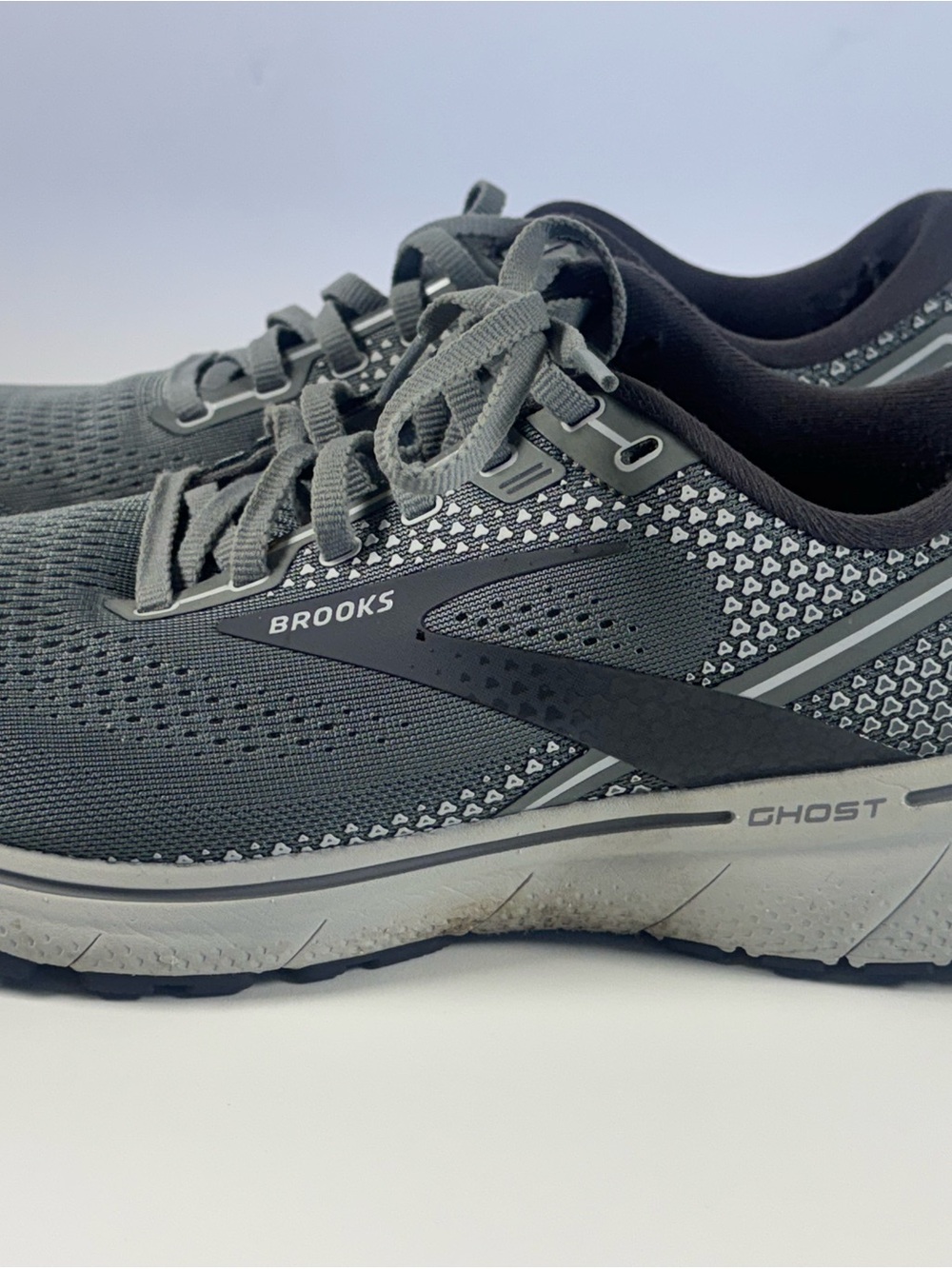 Brooks Ghost Men's Running Shoes - Charcoal Gray